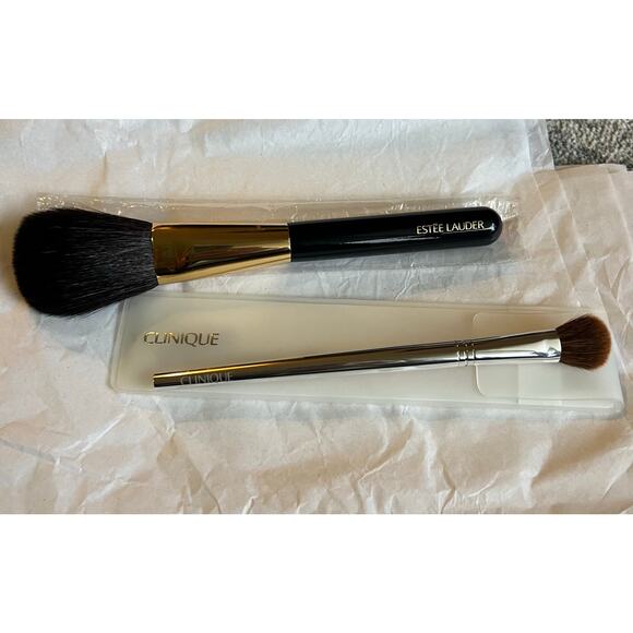 NWOT Estee Lauder Large Powder Foundation Brush 10 - Picture 5 of 7